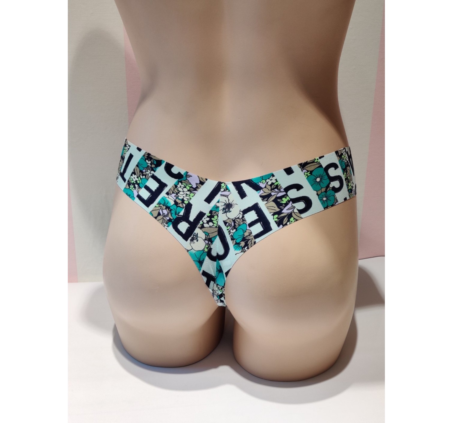 Трусики бесшовные Victoria’s Secret No Show Floral print Thong panty
