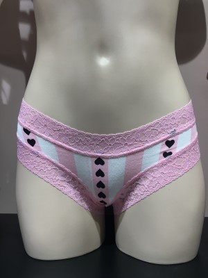 Трусики чики Victoria's Secret Lace Cheeky panty print hearts