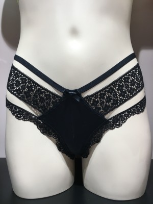 Трусики Victoria’s Secret Very Sexy Black Cheeky panty