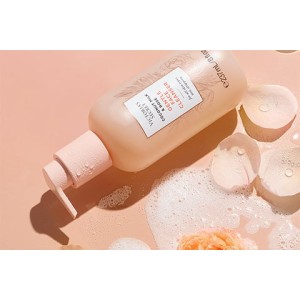 М'який засіб для чищення обличчя Gentle Face Cleanser Coconut Milk & Rose