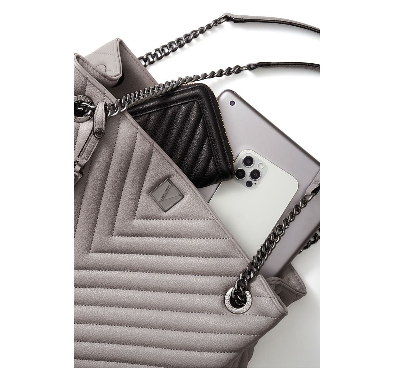 Стильна сумка The Victoria Shoulder Tote Velvet Musk