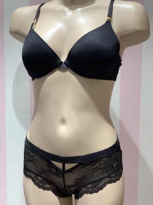 Комплект белья Victoria’s Secret Very Sexy Black Lace Bra set