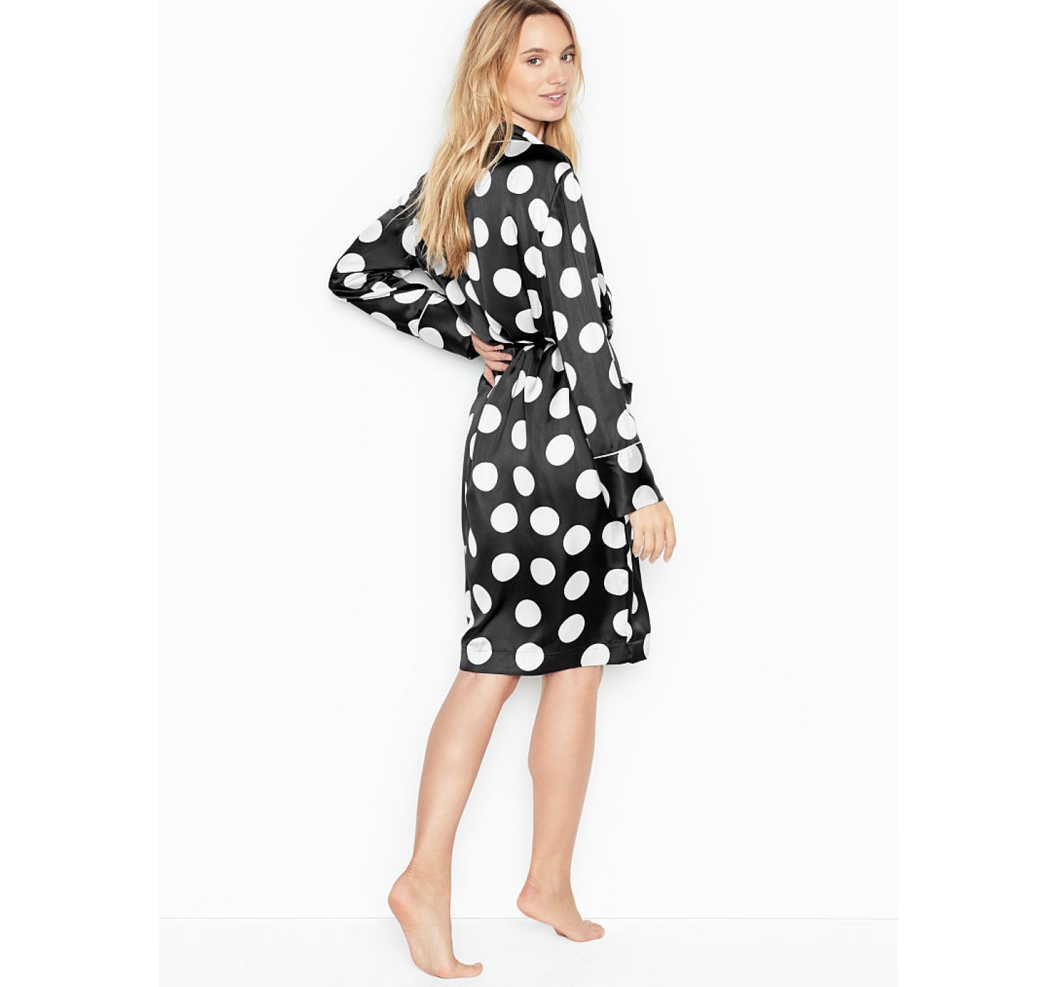 Халат Victoria’s Secret Tassel-Tie Satin Robe