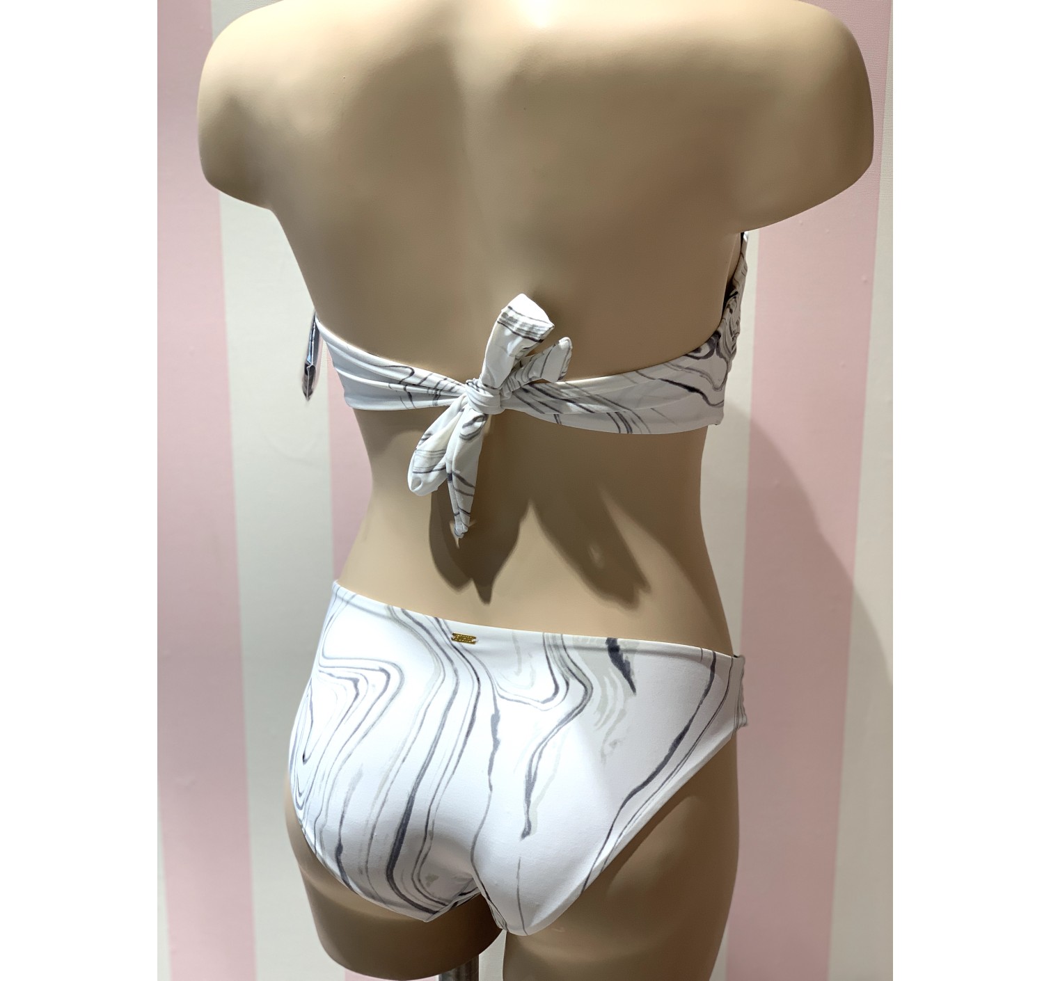 Купальник бандо Victoria’s Secret PINK White & Black print