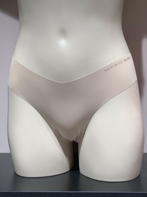 Трусики стринги Victoria’s Secret almost nude Thong panty