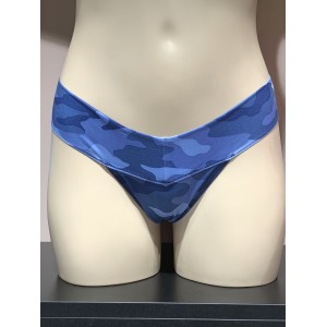 Трусики стринги Victoria’s Secret Blue Camo print Thong panty