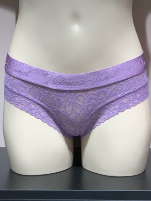 Трусики чики Victoria’s Secret Purple Lace Cheeky panty