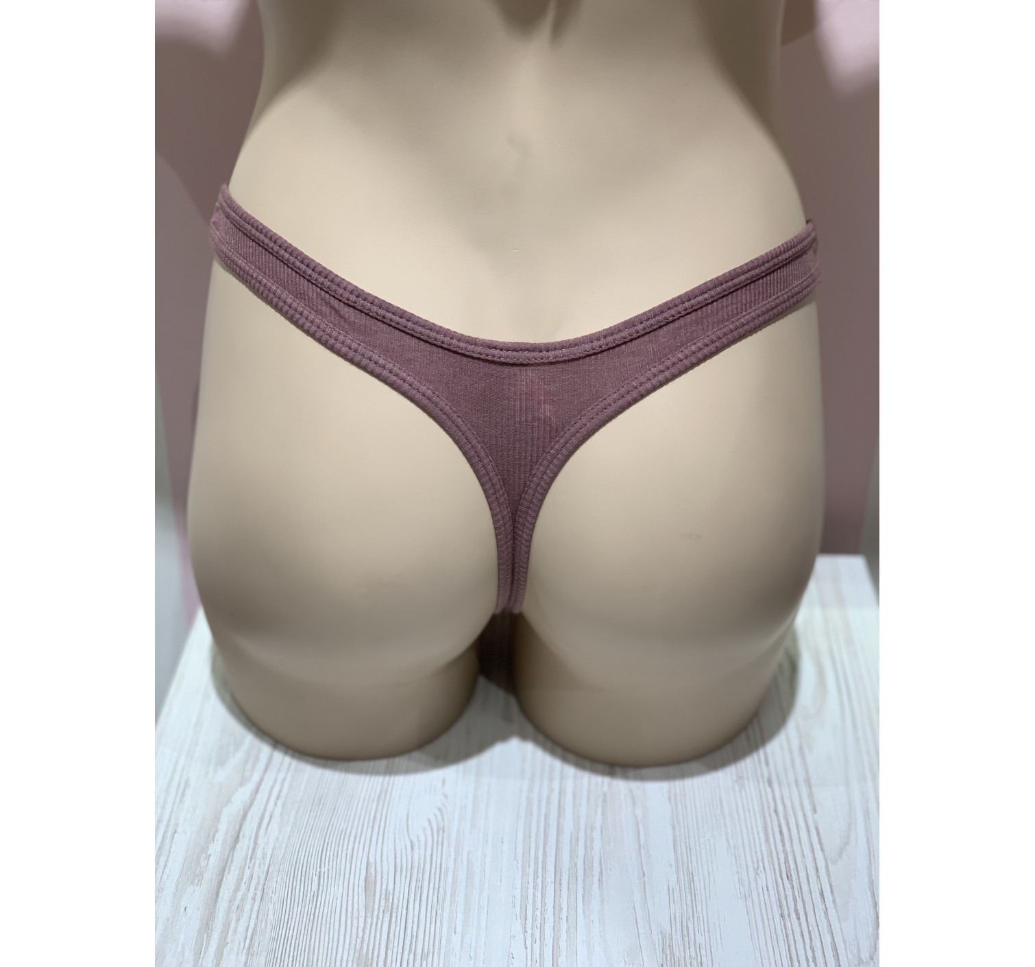 Трусики стринги Victoria’s Secret PINK Ribbed Shoco Thong panty XS