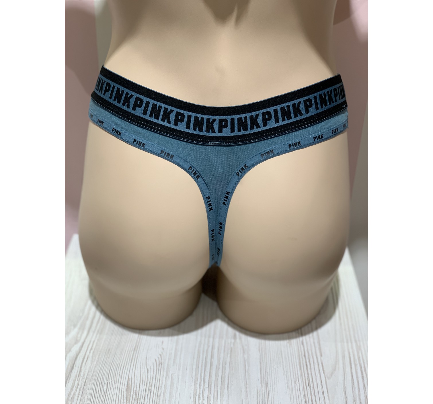 Трусики Victoria’s Secret PINK Thong panty VS Logo