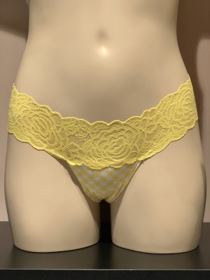 Трусики стринги Victoria’s Secret Yellow Lace Thong panty