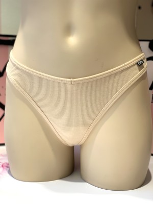 Трусики стринги Victoria’s Secret Ribbed Thong panty