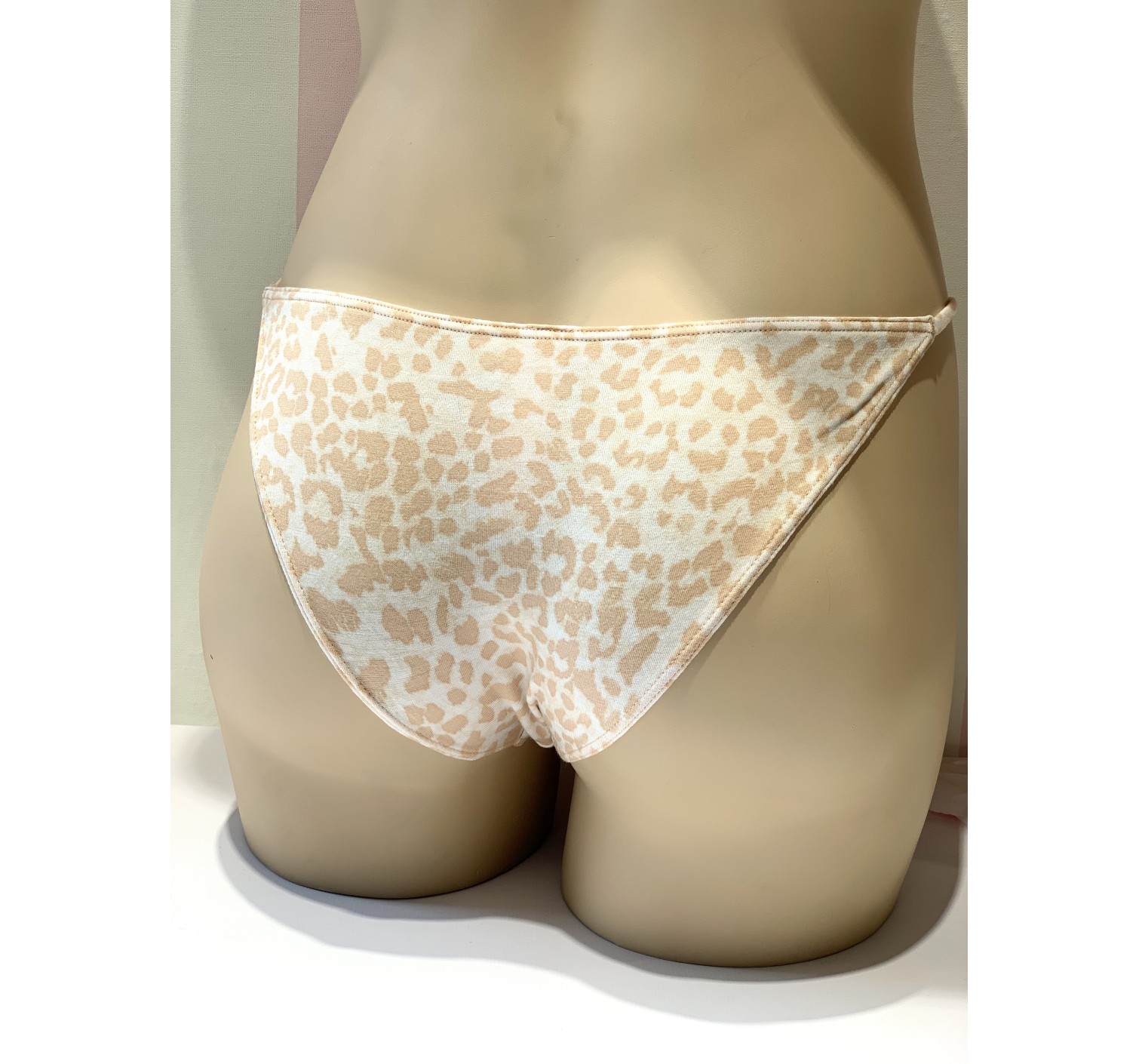 Трусики Victoria’s Secret Cotton itsy panty white leopard