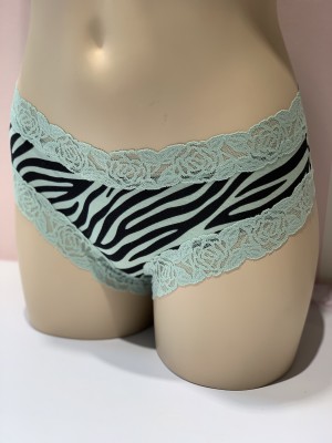 Трусики чіки з мереживом Victoria's Secret Lace Cheeky panty Zebra print