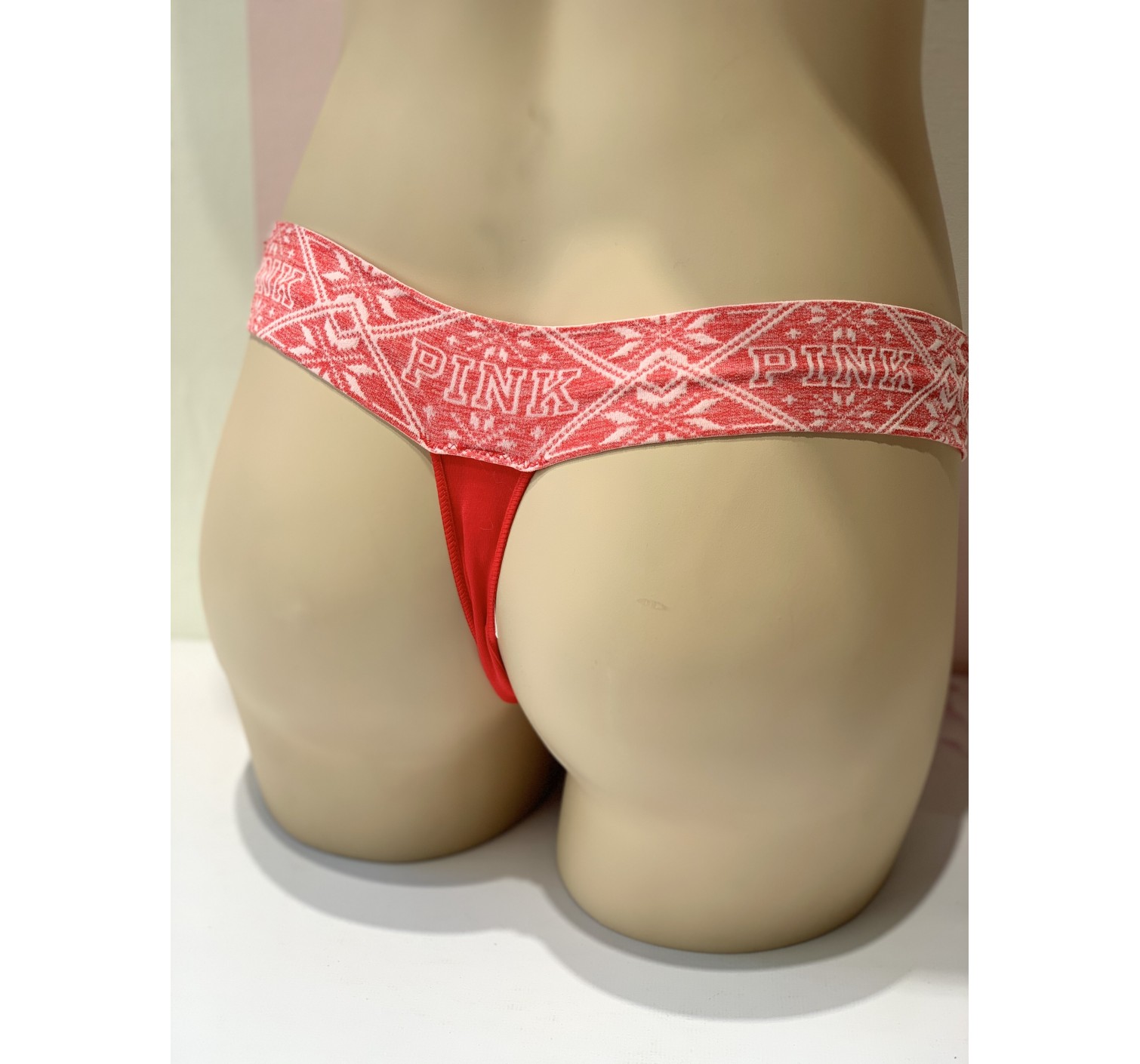 Трусики стринги Victoria’s Secret PINK Red print Thong panty
