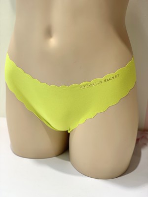 Трусики бесшовные стринги Victoria’s Secret Thong panty