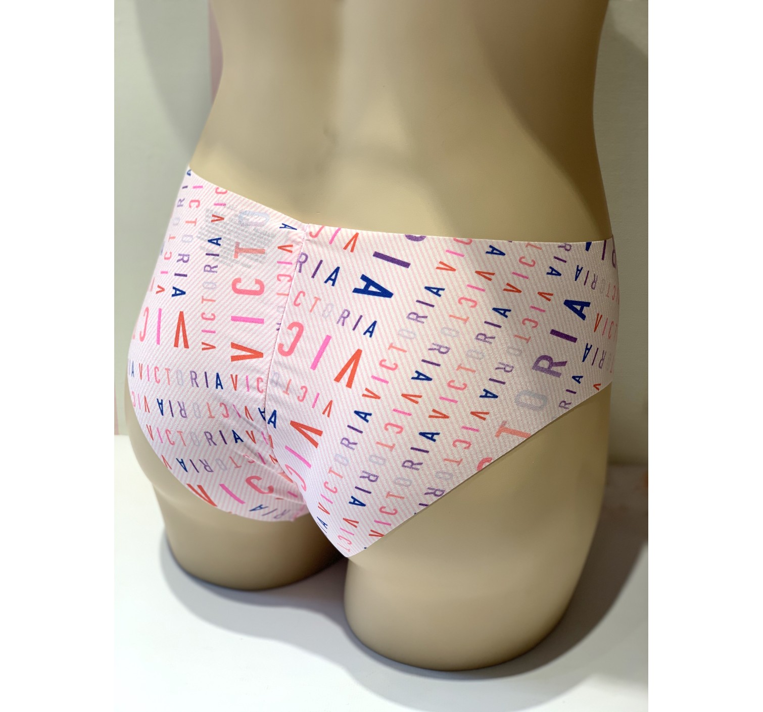 Трусики Victoria’s Secret Cheeky panty Victoria print