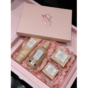 Набір косметики для обличчя  CALM Coconut Milk & Rose Set