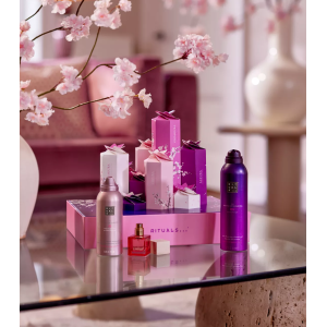 Подарочный набор The Ritual Garden of Happiness Gift Set Yozakura