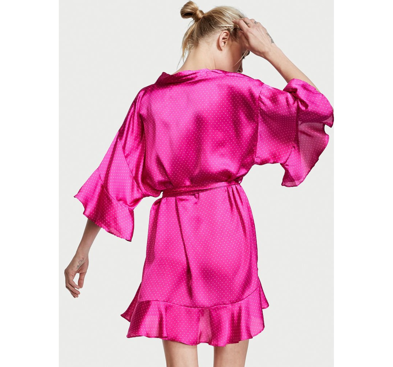 Сатиновий халат Flounce Satin Robe Fuchsia Frenzy
