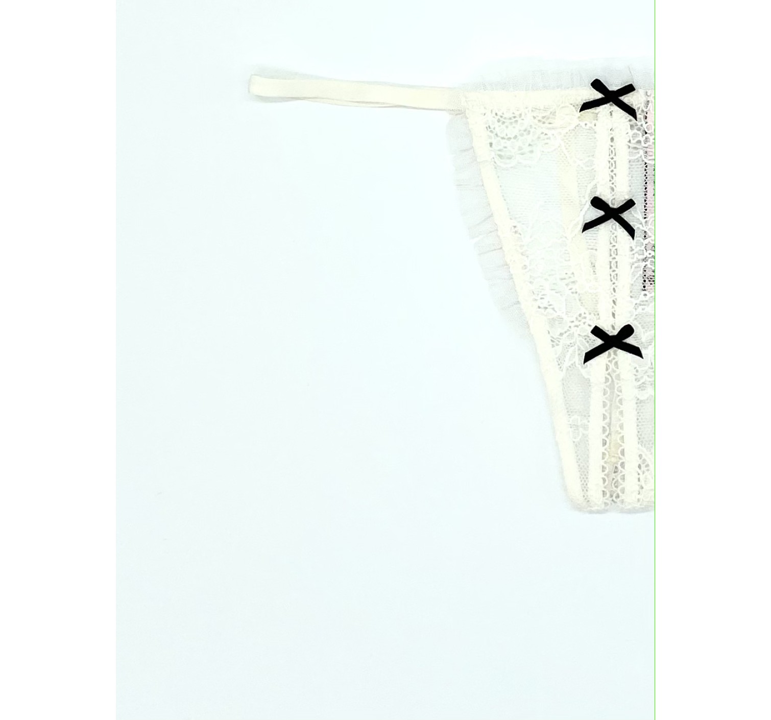 Трусики Dream Angels V-string panty White Lace