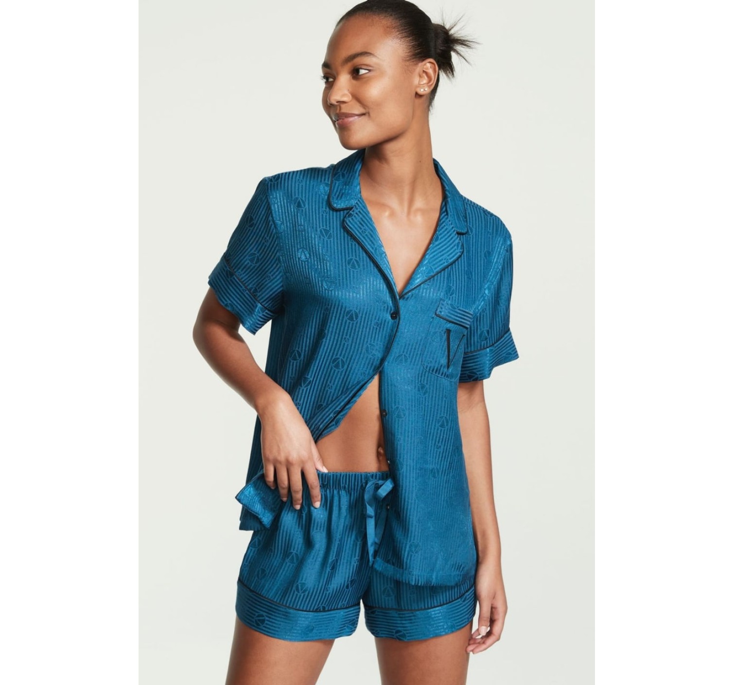 Сатиновая пижама The Satin Short Logo Pj Set logo VS