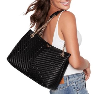 Сумка Studded V-qulit Shoulder Tote