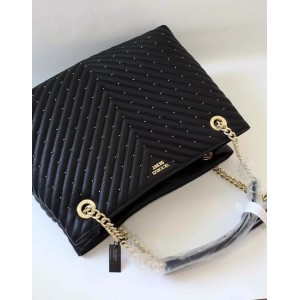 Сумка Studded V-qulit Shoulder Tote