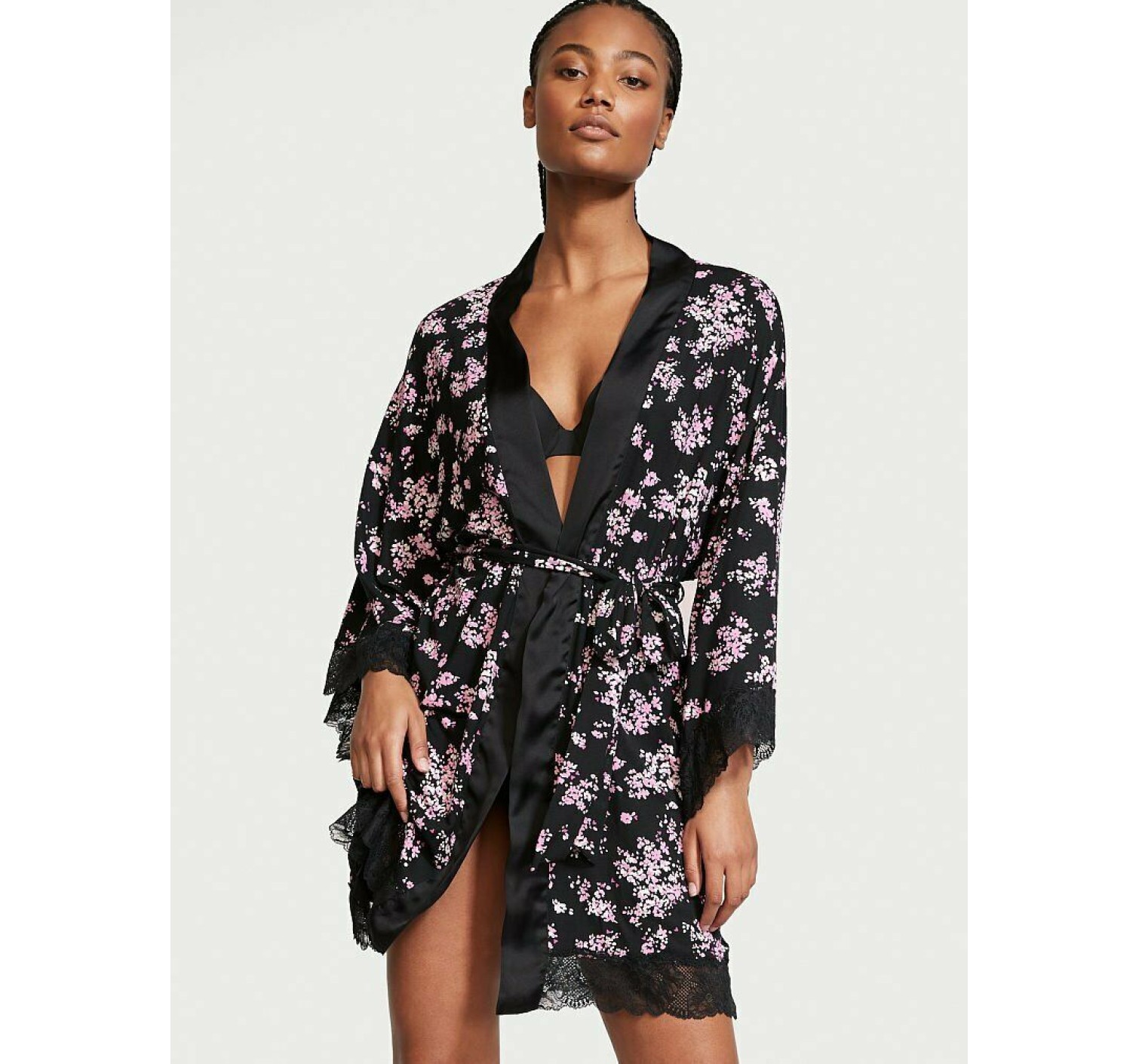 Чорний сатиновий халат Victoria's Secret Lace Inset Robe Floral print