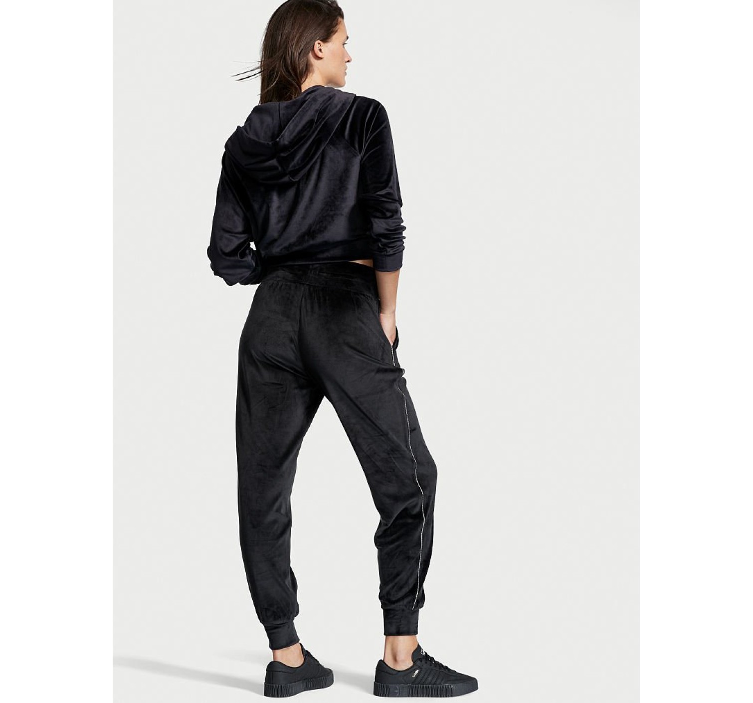 Велюровий спортивний костюм Diamanté Inset Velour