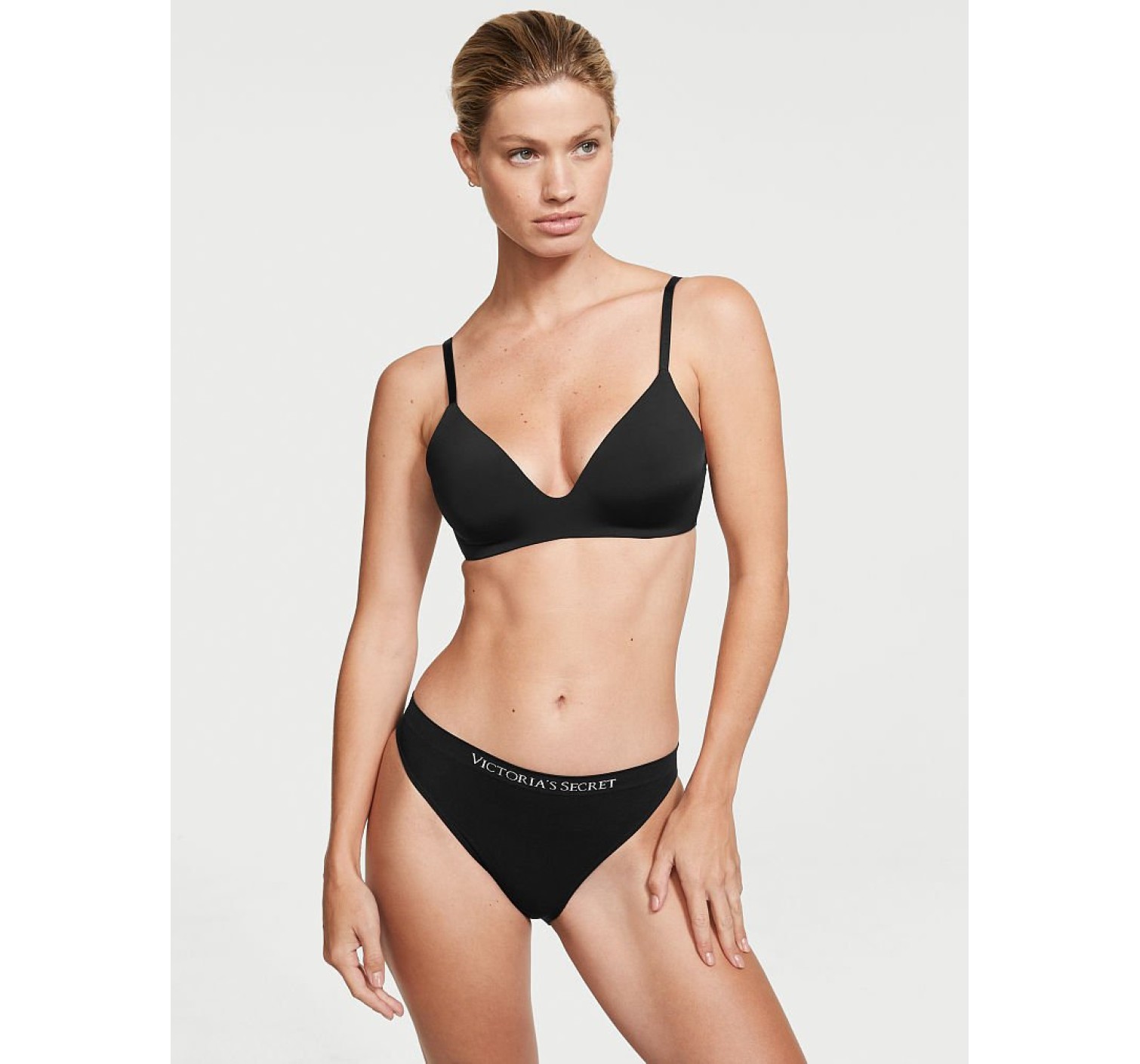Трусики Black Seamless Logo Bikini Panty