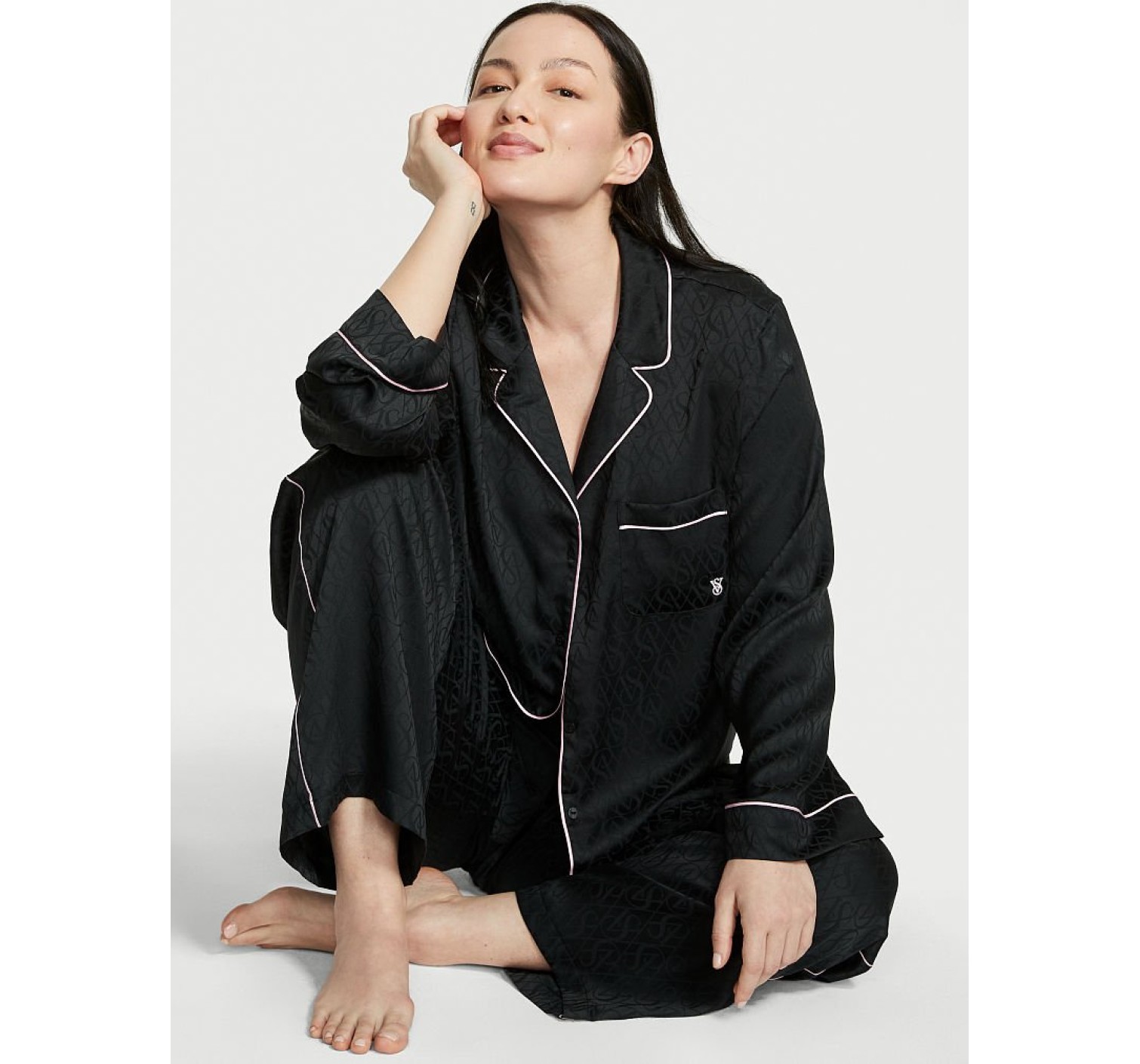 Сатиновая пижама Satin Long Pj set Black Logo Jacquard
