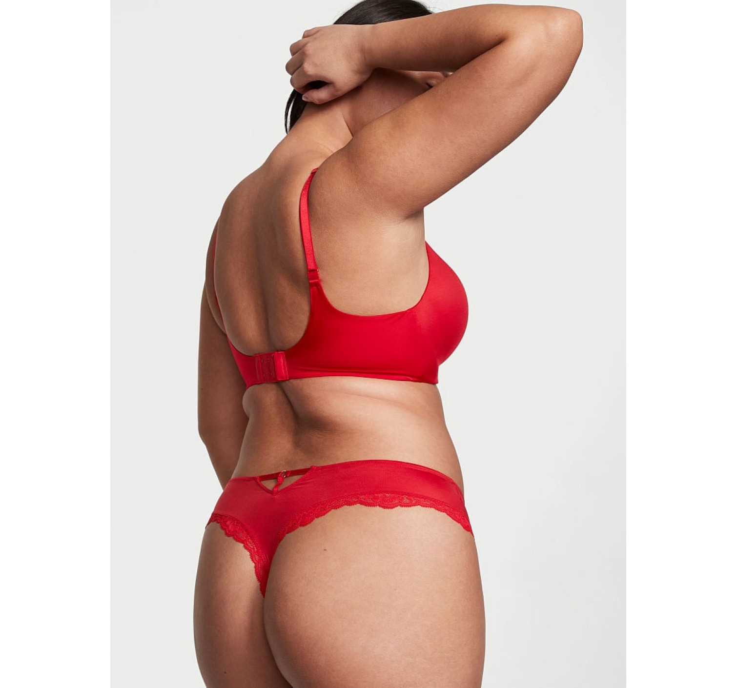 Трусики Smooth Cutout Back Thong Panty Lipstick