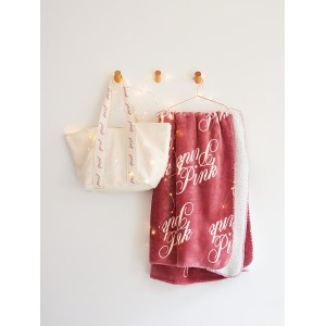 Набор Сумка + Плед Tote Bag + Cozy Blanket Plush VS