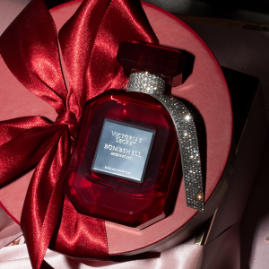Лимитированный подарочный набор с косметичкой Bombshell Midnight Gift Set