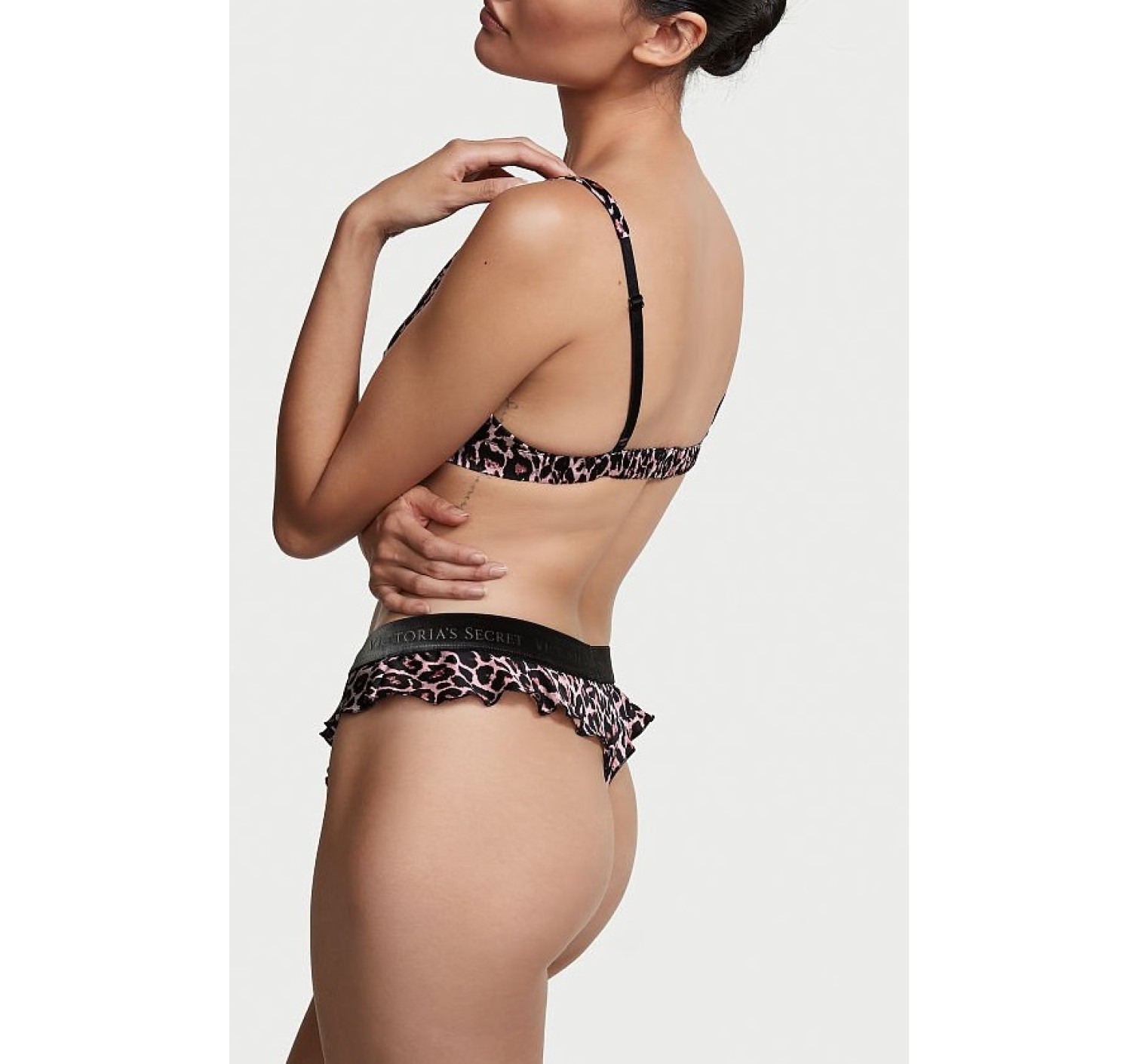 Трусики Victoria’s Secret Very Sexy High-Leg Thong Panty Leoard