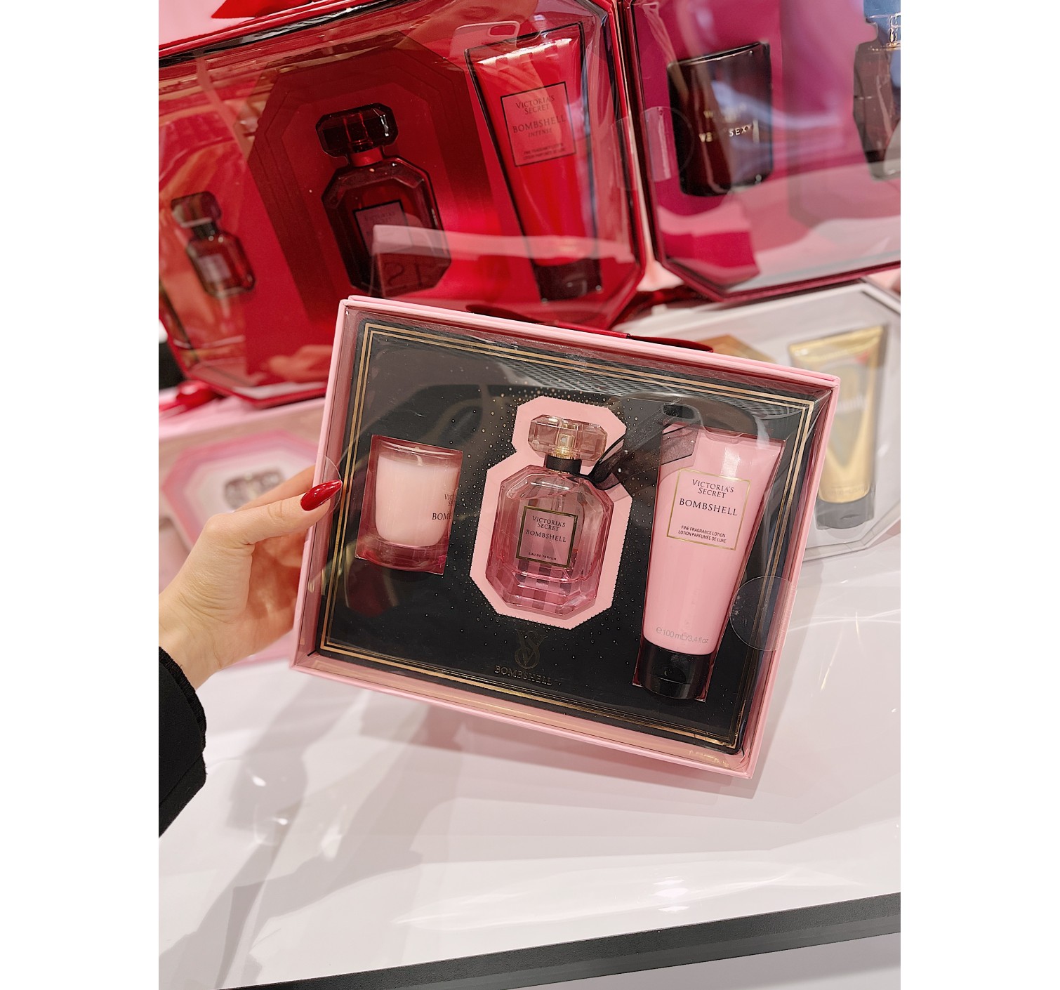 Подарунковий набір Bombshell Luxe Fragrance Set