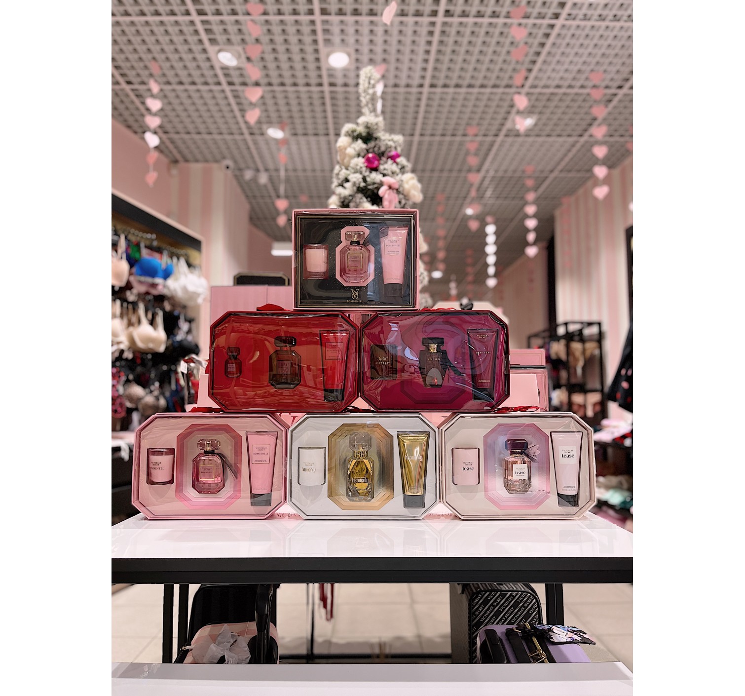 Подарунковий набір Bombshell Luxe Fragrance Set