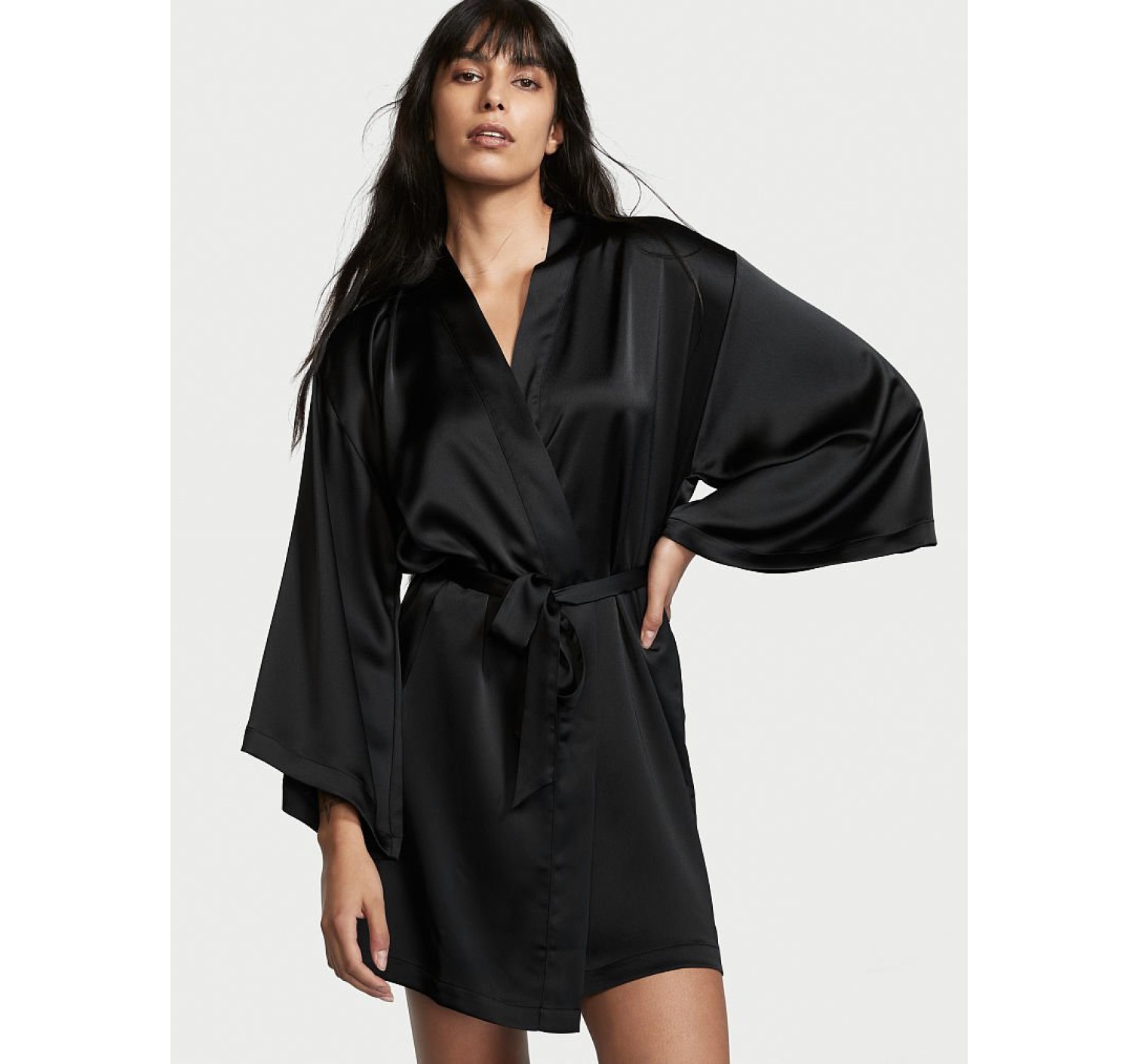 Халат Satin Laser Cut Iris Applique Robe