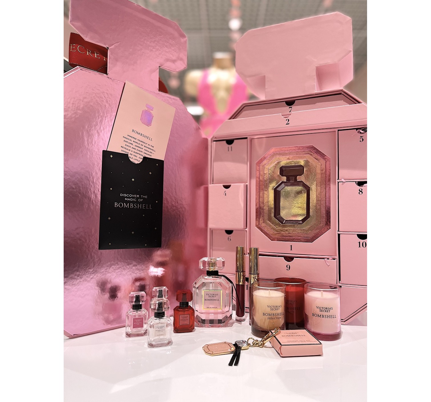 Подарочный набор The Victoria’s Secret Advent Calendar — 12 Days of Bombshell Beauty Calendar Gift Set
