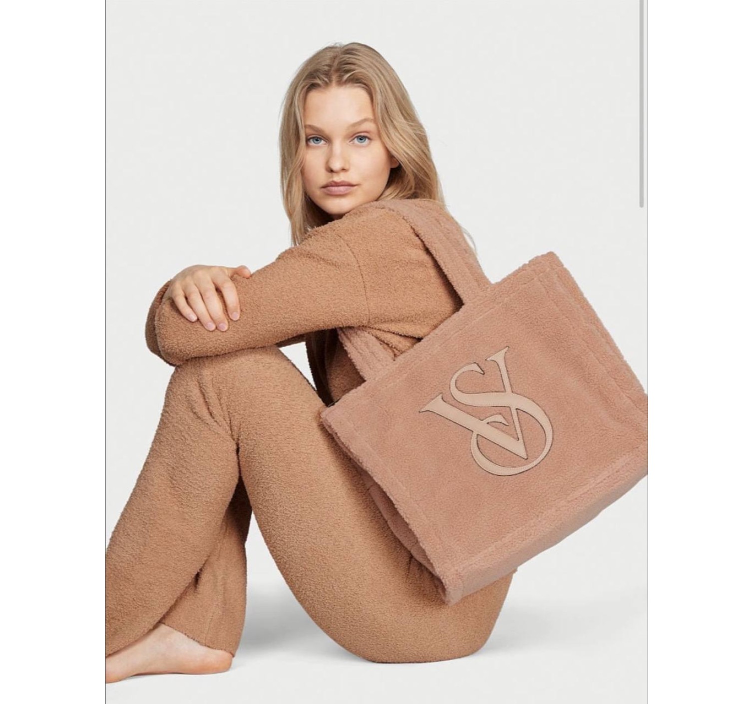 Сумка Victoria’s Secret Cozy Plush Fleece Tote Bag Sherpa Warm Brown