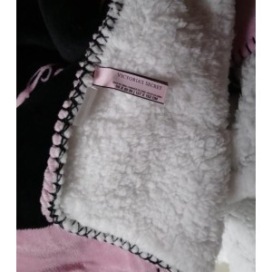 Плед Victoria’s Secret logo VS