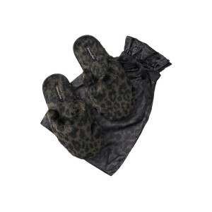 Домашние тапочки Faux Fur Slippers Black Leopard