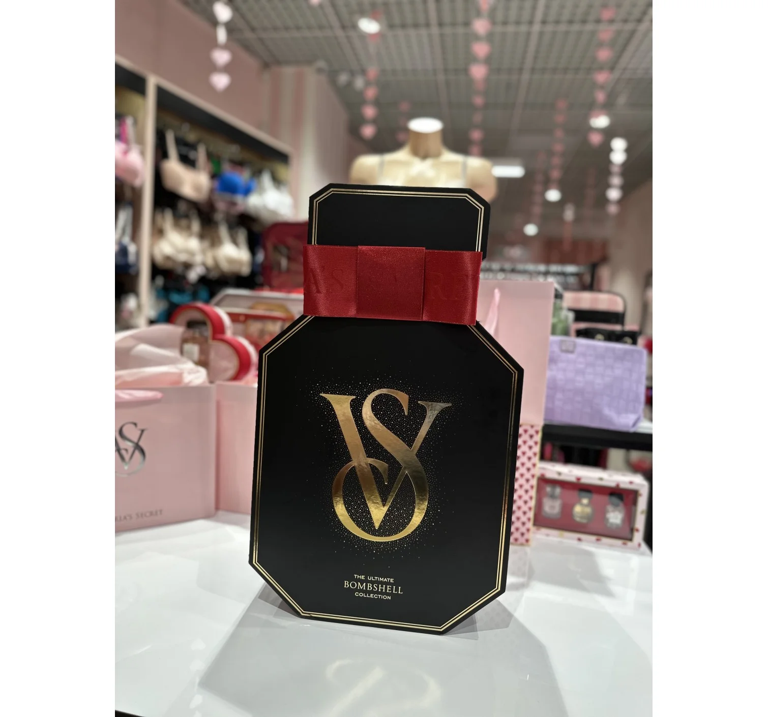 Адвент-календарь Victoria's Secret 12 Days of Bombshell